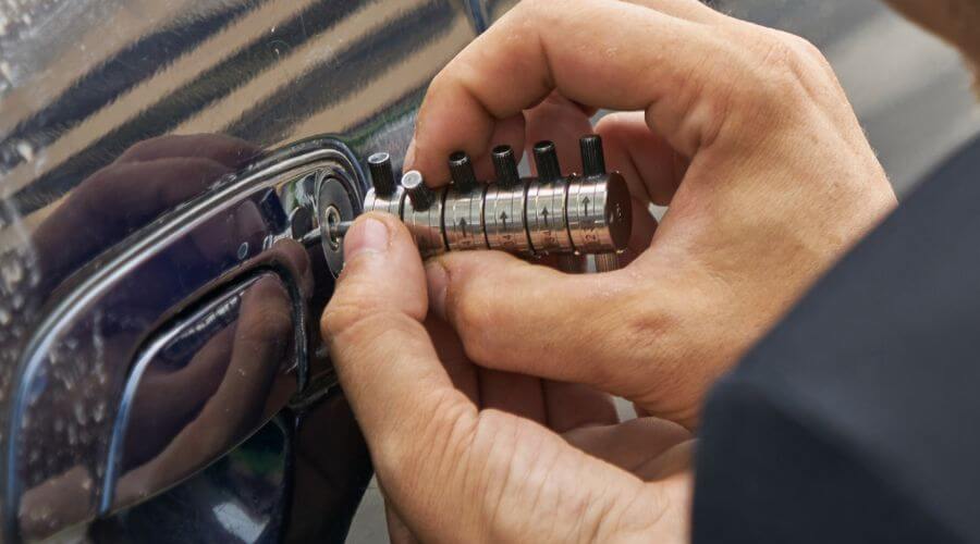 Professional New roof installation in Inwood, NY